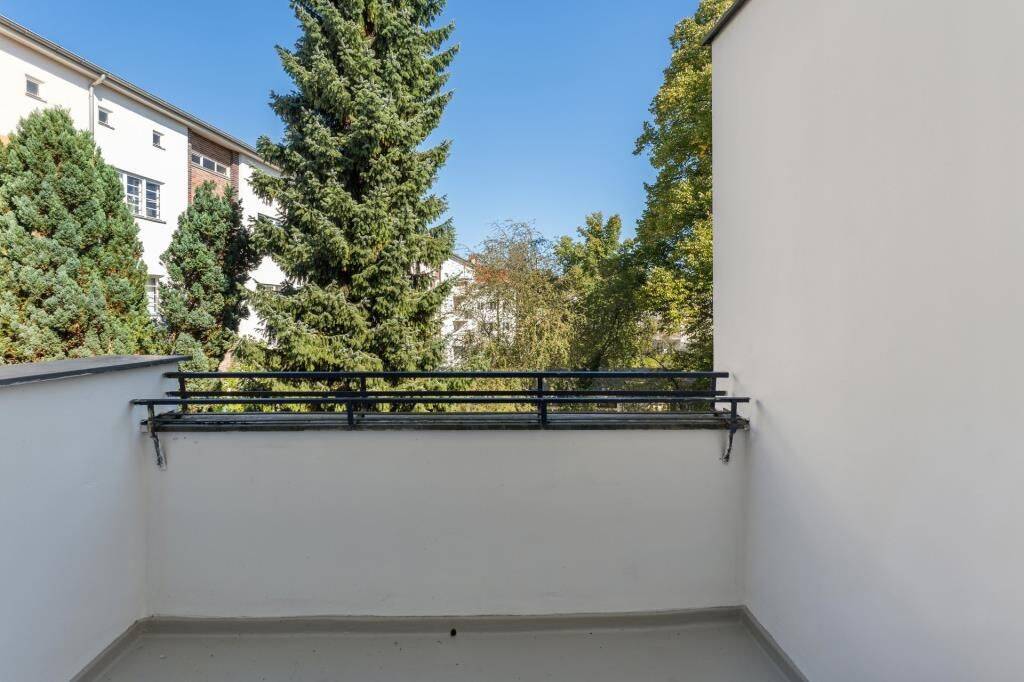 AKTION* Helle Etagenwohnung mit Balkon in ruhiger Seitenstraße in denkmalgeschützter Wohnanlage, 13403 Berlin (Reinickendorf Kolonie Erholung Kolonie Gartenfreunde Tegel Wittenau)
