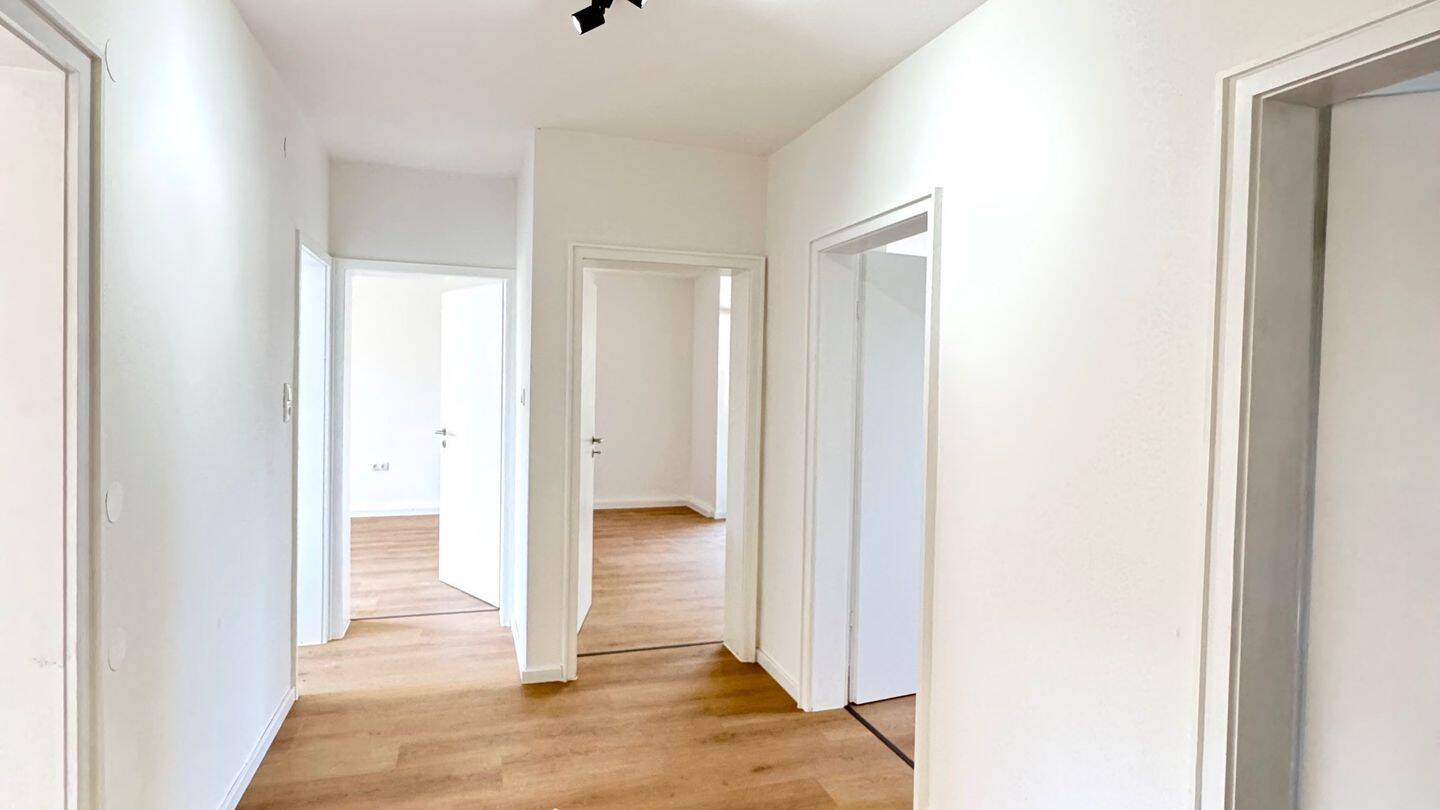 4 Zimmer, kernsaniert & sofort bezugsfertig, 92224 Amberg