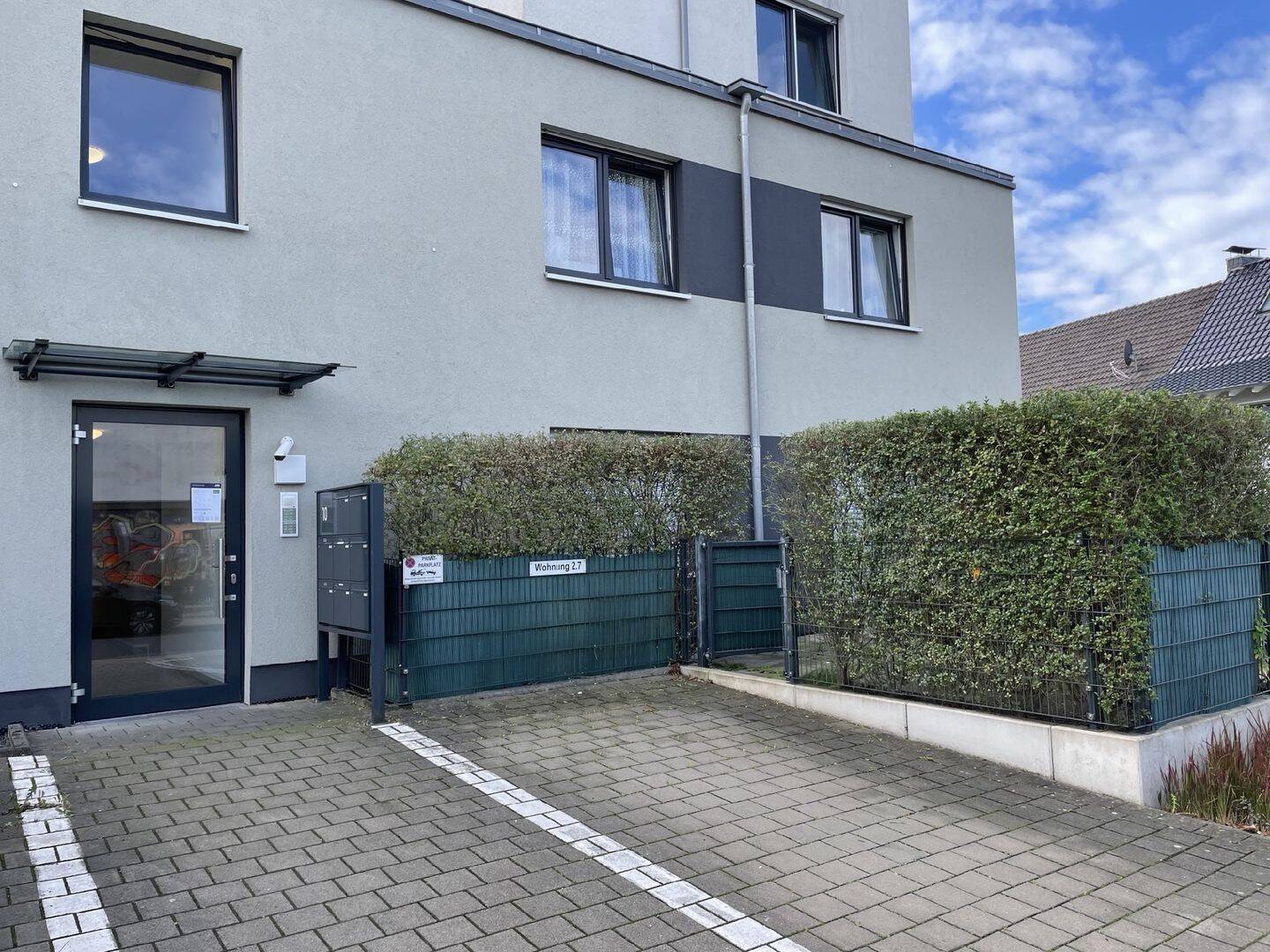 Provisionsfrei: charmante Erdgeschosswohnung mit Terrasse und Stellplatz, 51381 Leverkusen (Bergisch Neukirchen Lützenkirchen Quettingen)