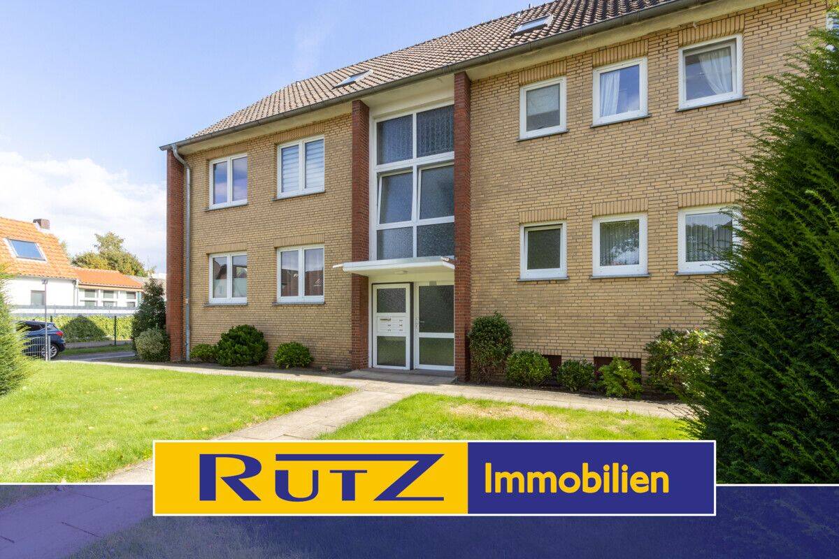 Delmenhorst-Stickgras | Renovierte Drei-Zimmer Wohnung im 1.OG + Stellplatz, 27749 Delmenhorst (Düsternort Mitte Schafkoven/Donneresch Stickgras/Annenriede)