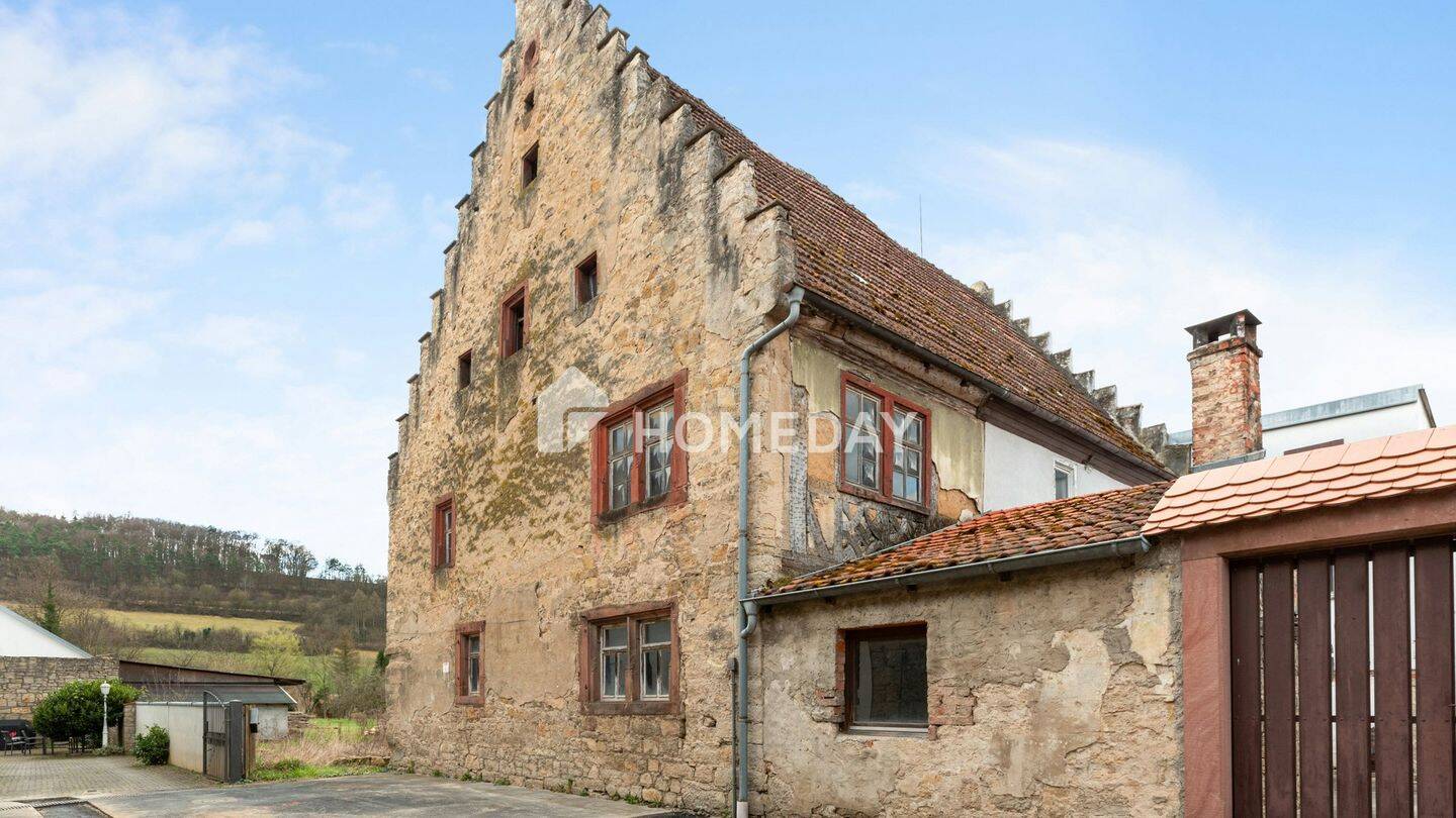 Historisches Einfamilienhaus mit viel Platz und einzigartigem Charakter in Eußenheim, 97776 Eußenheim