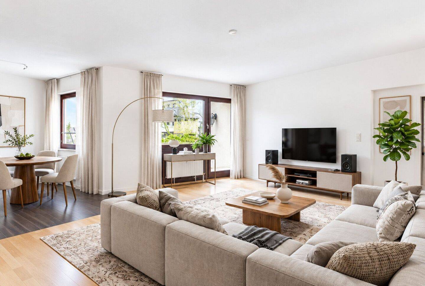 Attraktive 2,5-Zimmer-Wohnung in Wiesbaden (Rheingauviertel) mit Loggia und TG-Stellplatz, 65187 Wiesbaden (Biebrich Wiesbaden)