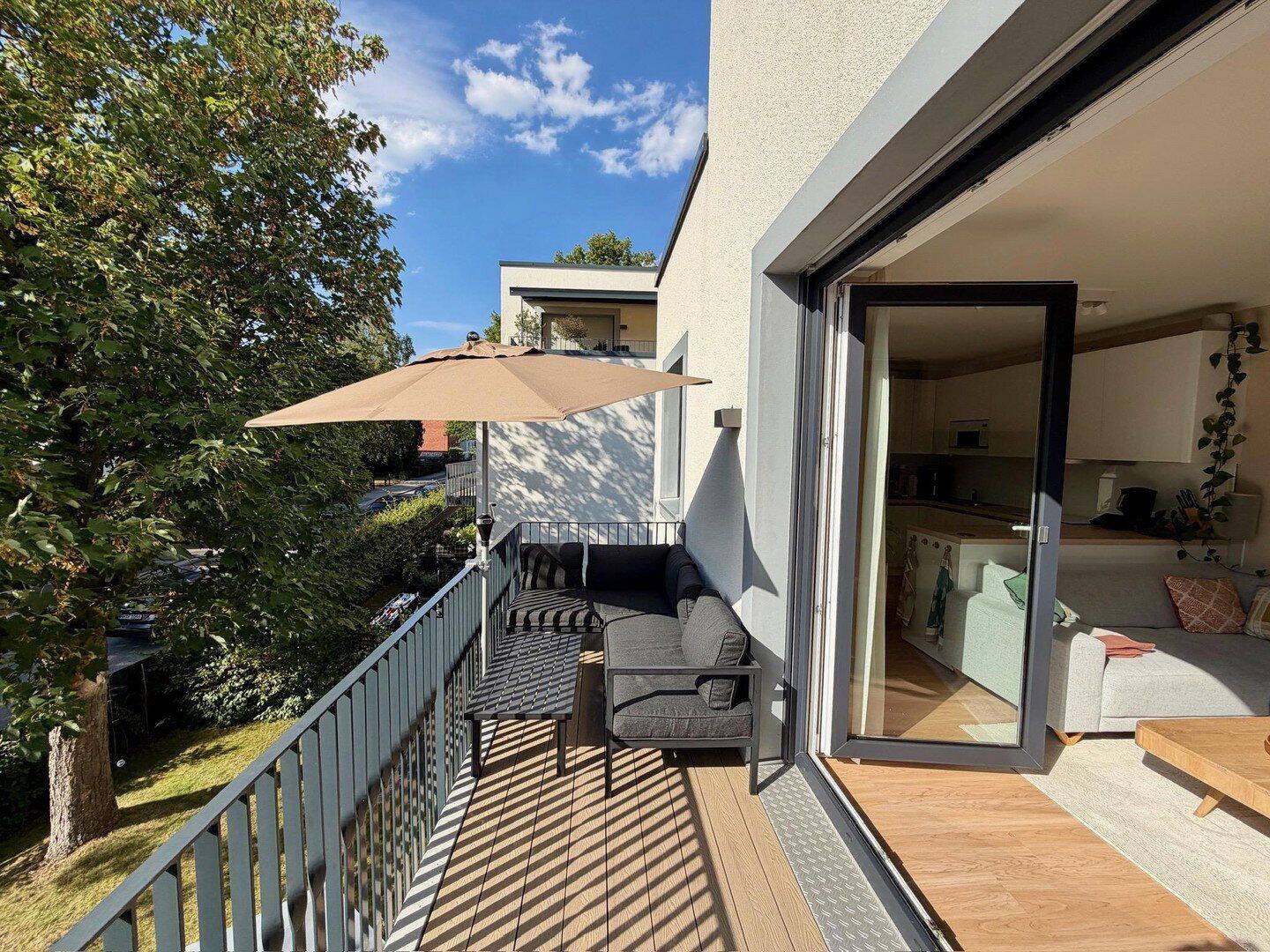 Courtagefrei: Moderne 4-Zimmer-Wohnung mit Westbalkon und Tiefgaragenstellplatz mit Lademöglichkeit, 22117 Hamburg (Mitte Billstedt)