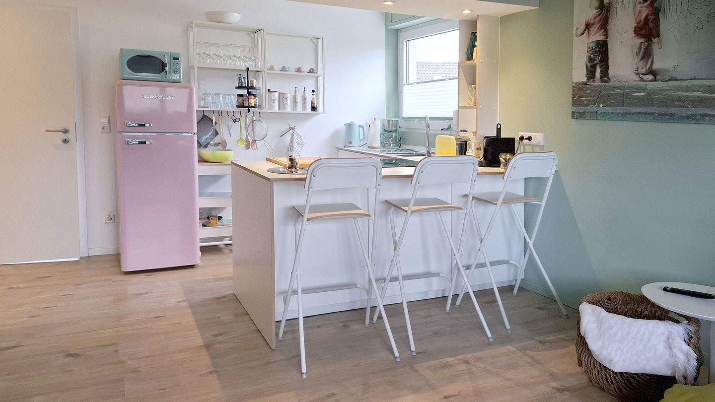 Koffer abstellen,  loswohnen – Stylische Wohnung in Wald- und City Nähe, 76199 Karlsruhe (Rüppurr Weiherfeld-Dammerstock)