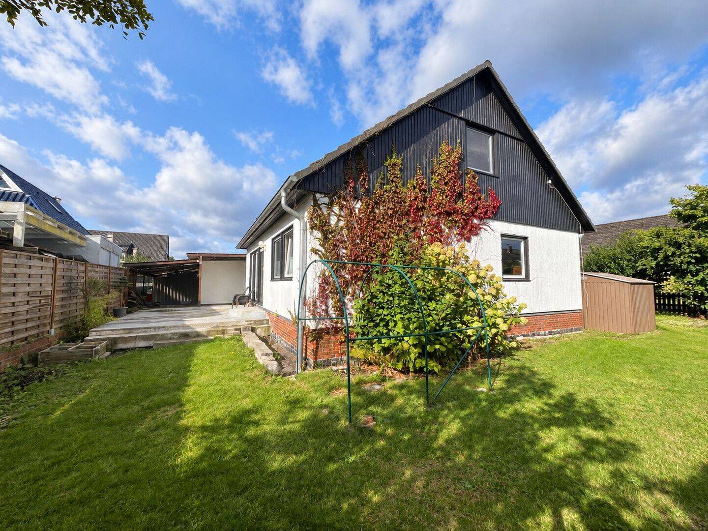 Charmantes Zuhause mit Raum für neue Ideen – Einfamilienhaus in gefragter Oldenburger Lage, 26133 Oldenburg (Oldb) (Kreyenbrück)