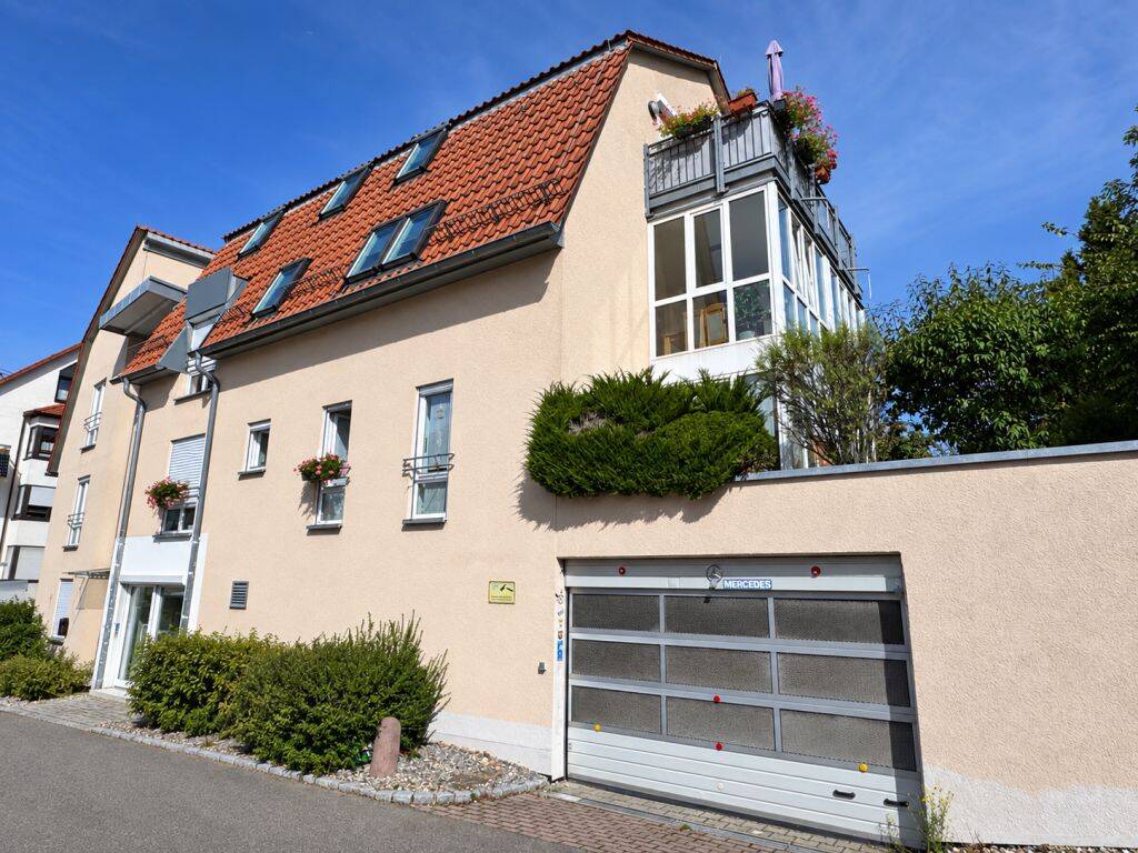 „Wohnen mit Pfiff – Moderne 3-4-Zi.-DG-Maisonette in zentrumsnaher Lage von Böblingen“, 71032 Böblingen