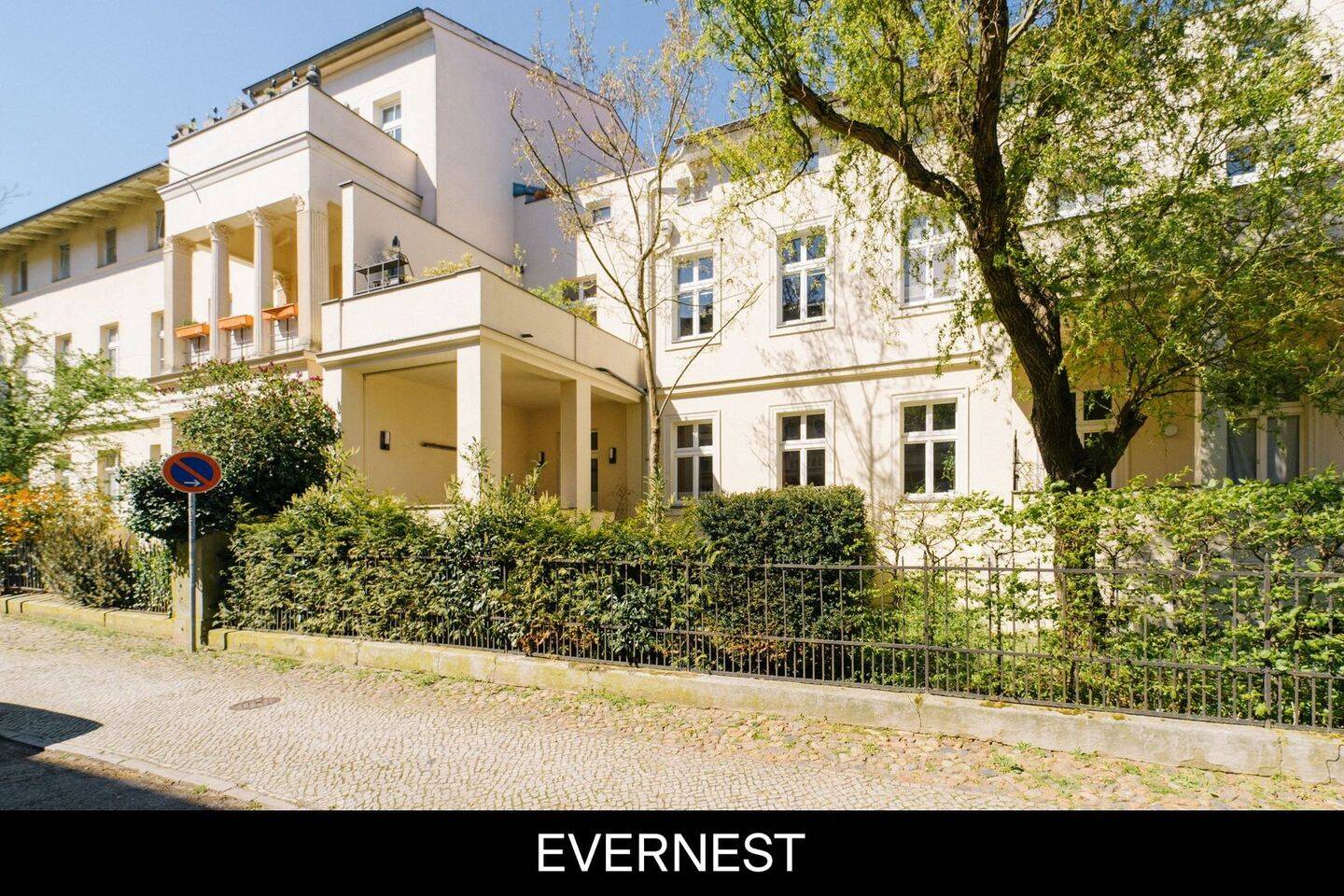 Historic charm meets modern living with private parking in the sought-after Jägervorstadt, 14469 Potsdam