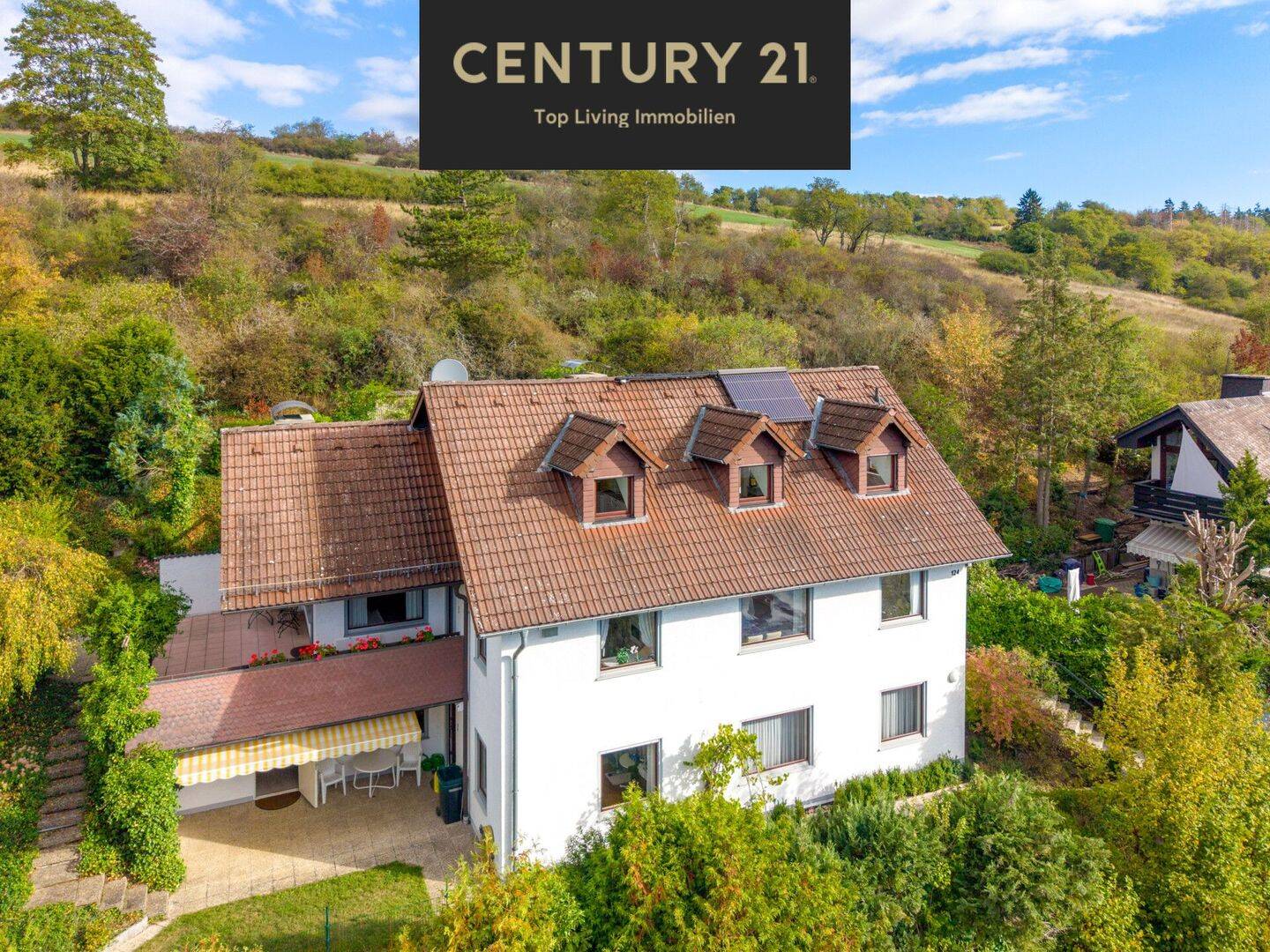 Zwischen Wald und Weitblick/ Einfamilienhaus mit Einliegerwohnung /286 m²/9 Zimmer, 65307 Bad Schwalbach