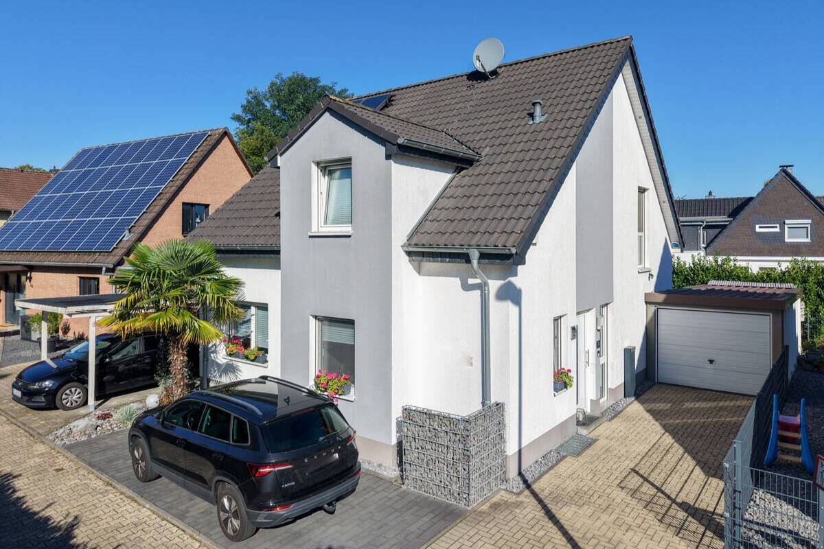 Jung, modern und effizient in ruhiger Lage, 40764 Langenfeld (Rhld.)