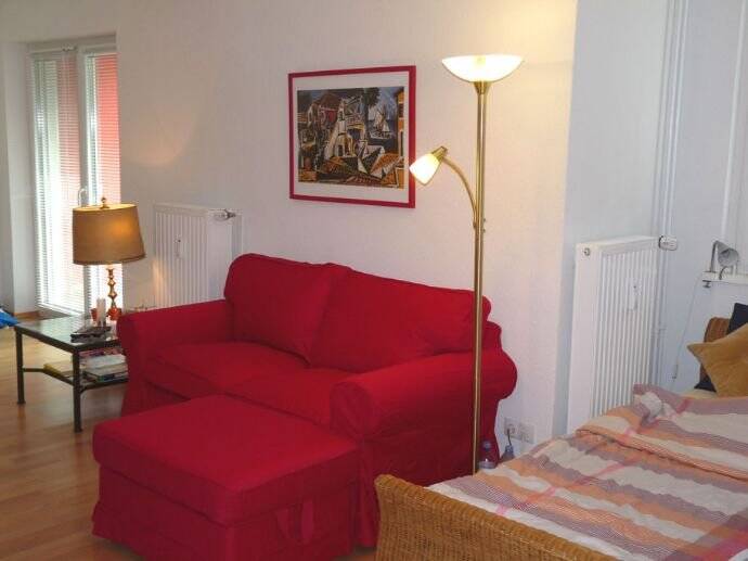 Möblierte große 1-Zimmer Wohnung mit Süd-Balkon alsternah /Monat inklusive W-LAN/ ab 01.11.2026 / Pauschal 1.130,00 Euro für eine Person Euro/Monat, 22087 Hamburg (Mitte Hamm Hohenfelde Uhlenhorst)