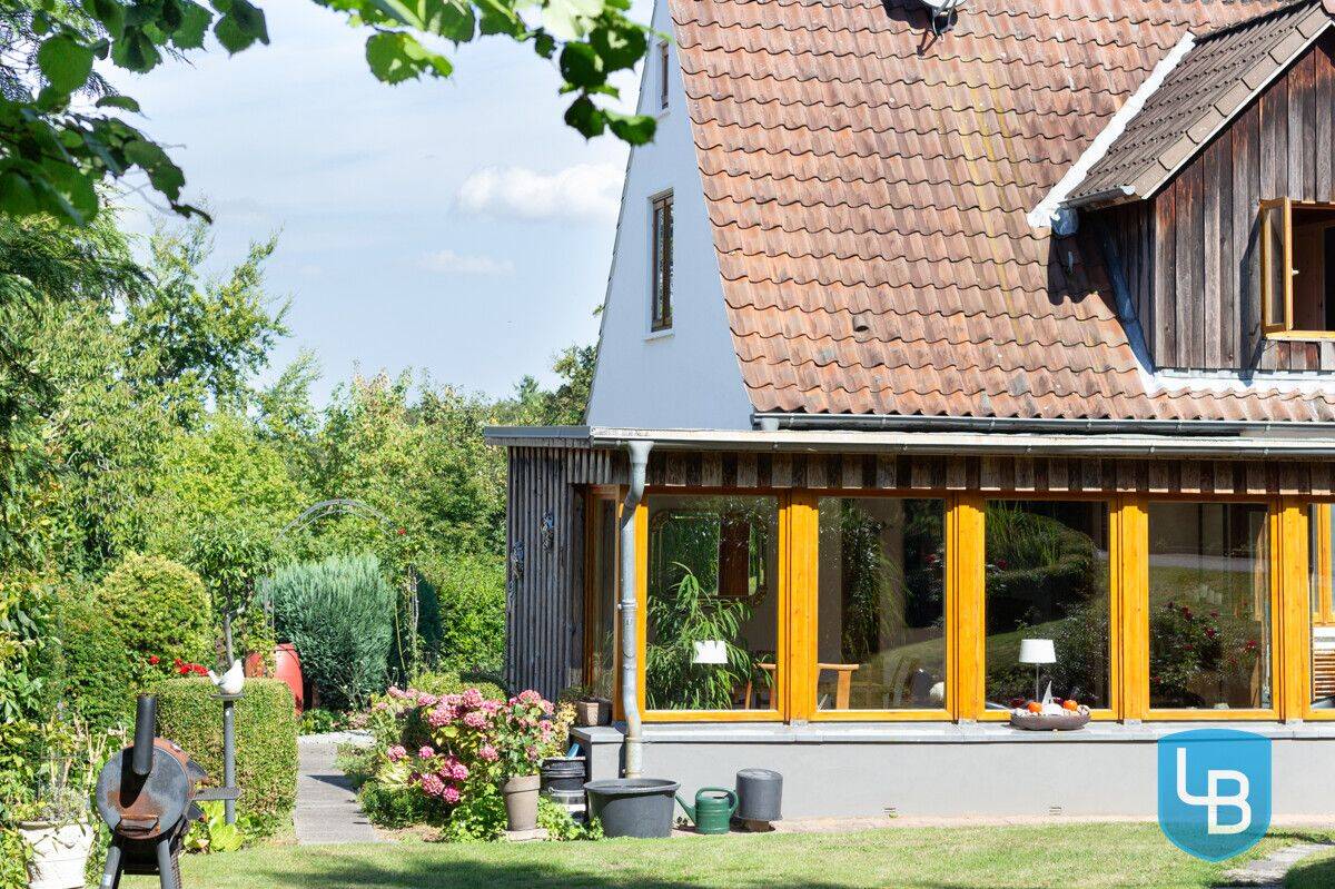 Zuhause für die Familie – EFH mit Wintergarten und großem Grundstück, 24306 Plön