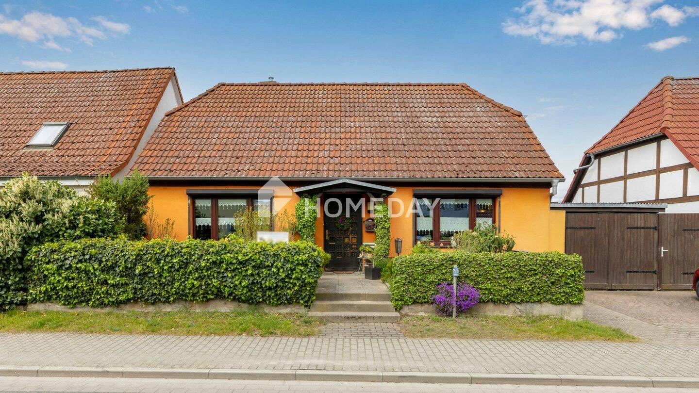 Ein Haus, viele Möglichkeiten – 3 Wohneinheiten mit separatem 398 qm großem Grundstück, 17192 Waren (Müritz)