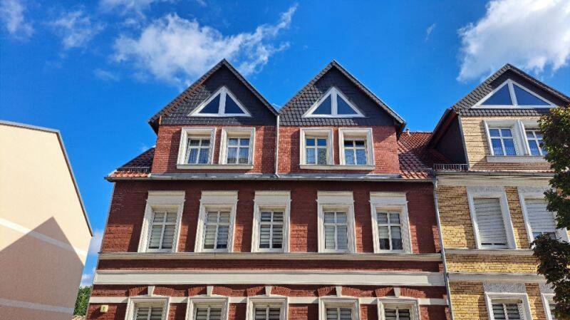 Schöne Dachgeschosswohnung! Kleines Mehrfamilienhaus sucht einen neuen Mieter!, 14943 Luckenwalde