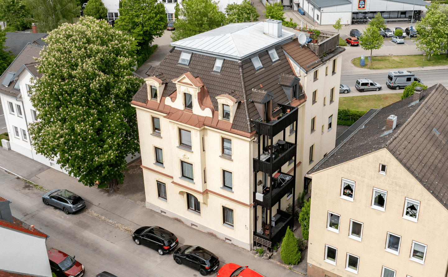 Großzügige 5-Zimmer-Wohnung in Top-Lage, 86161 Augsburg (Herrenbach Hochfeld Innenstadt Spickel Universitätsviertel)