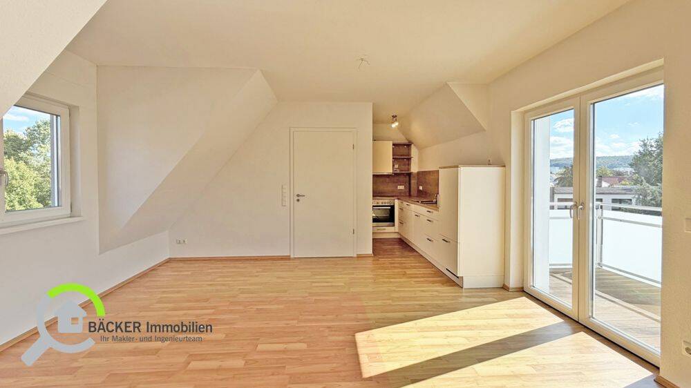 Charmant unter dem Dach – moderne 56 m² mit Balkon und Einbauküche im 2. OG, 49448 Lemförde