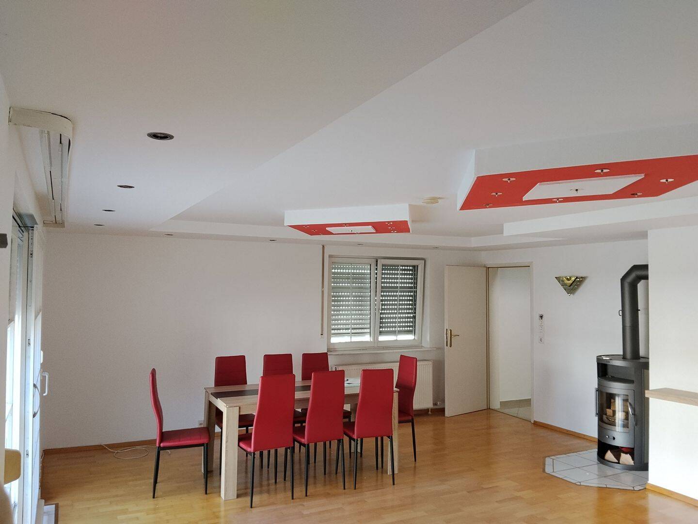 Frisch renoviertes 6-Zimmer-Einfamilienhaus mit Garten, Garage & großen Terrassen in Kehl-Bodersweier, 77694 Kehl