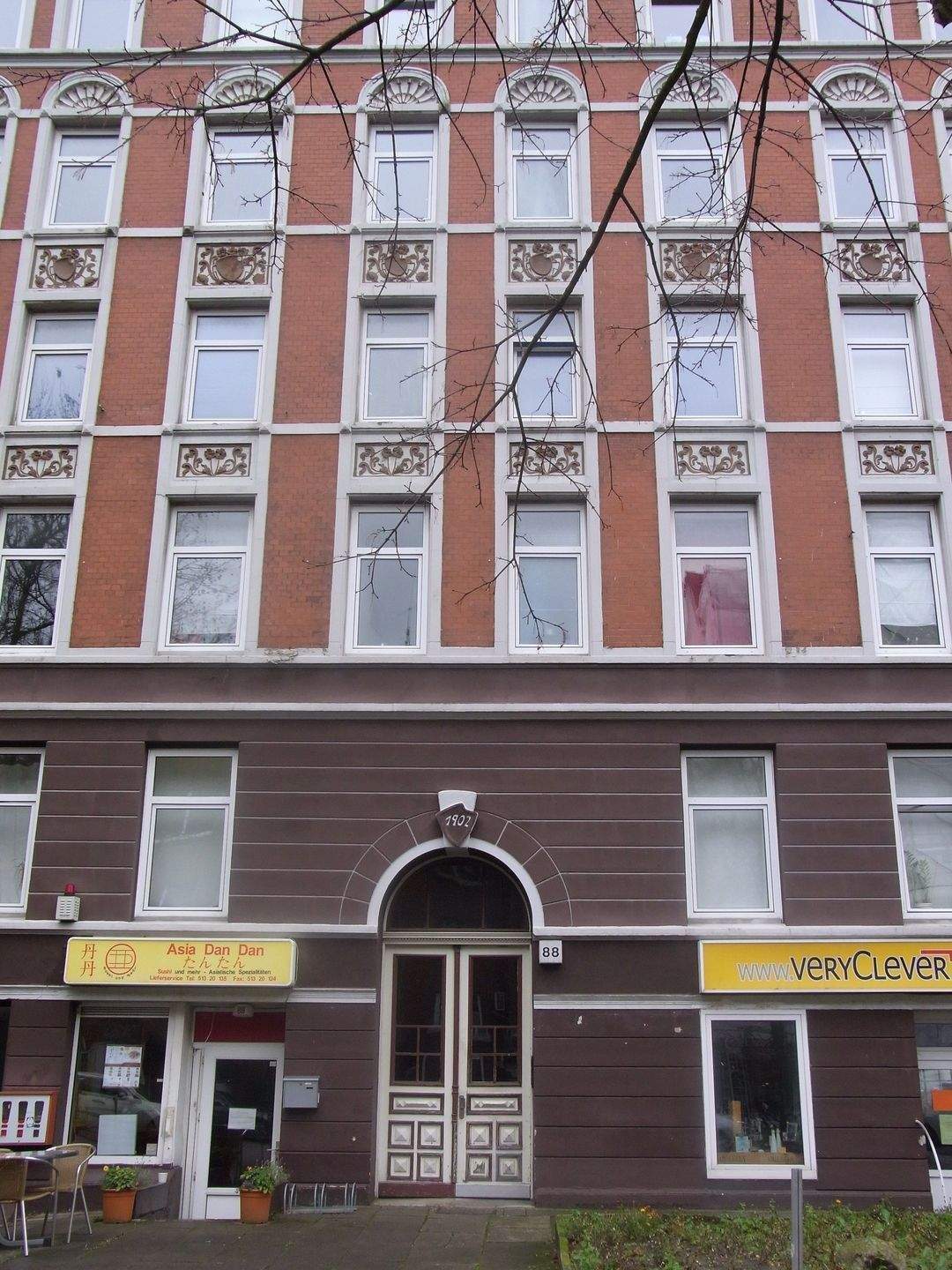 Winterhude: 2-Zi-Altbau mit Balkon, ideal als Wohnbüro, Praxis, Atelier, 22299 Hamburg (Hamburg-Nord Winterhude)