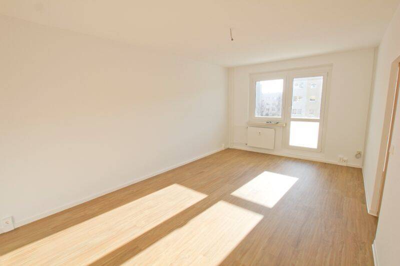 Moderne 3- Zimmerwohnung (Wohnberechtigungsschein erforderlich!), 6120 Halle (Saale) (Dölau Heide Nord Heide Süd Kröllwitz Lettin)