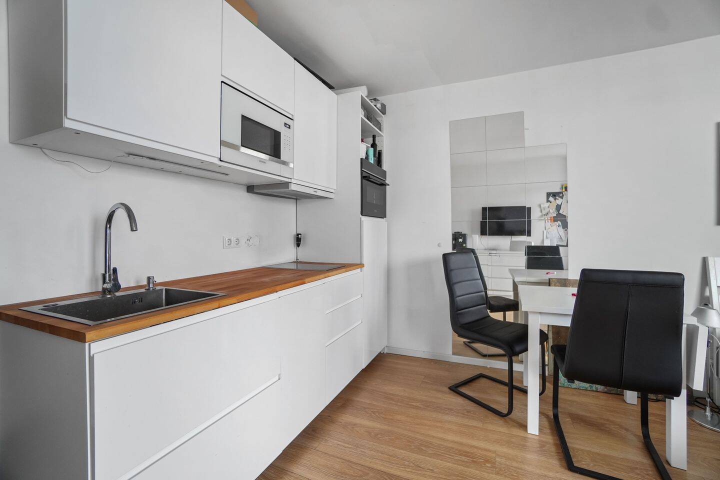Licht, Sonne, Wohnkomfort – Apartment mit Südbalkon, 10627 Berlin (Charlottenburg-Wilmersdorf Charlottenburg)