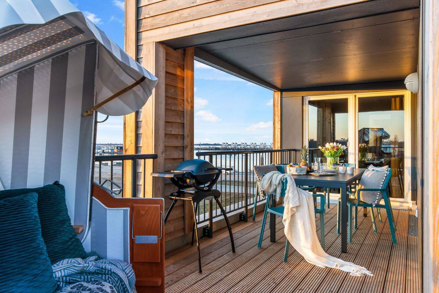 Traumhafte Maisonette-Ferienwohnung mit Hafenblick in Strandnähe, 24376 Kappeln