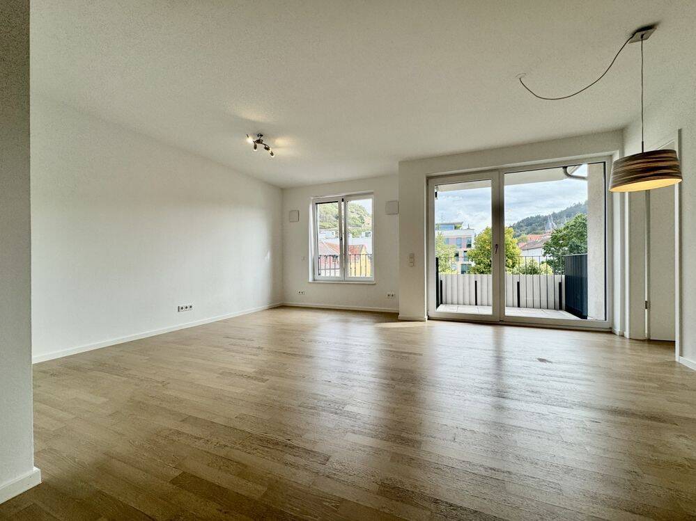 +++ Moderne 2-Zimmerwohnung mit EBK und Balkon +++, 64646 Heppenheim (Bergstraße)