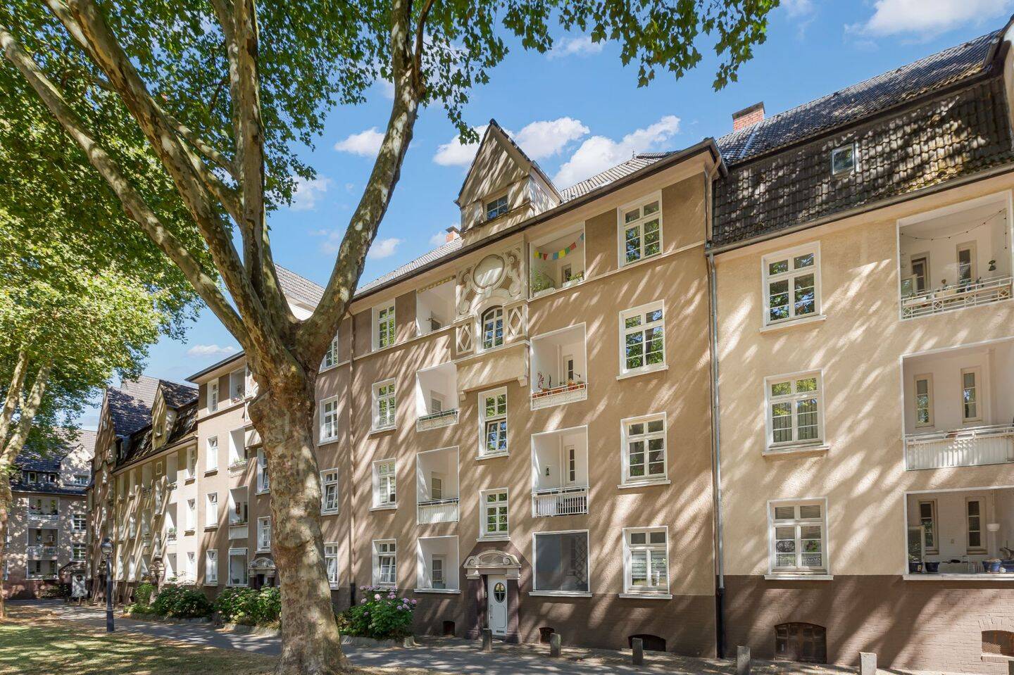 Leben oder Investieren im Luisenhof in Essen-Frohnhausen, 45145 Essen (Frohnhausen Holsterhausen)