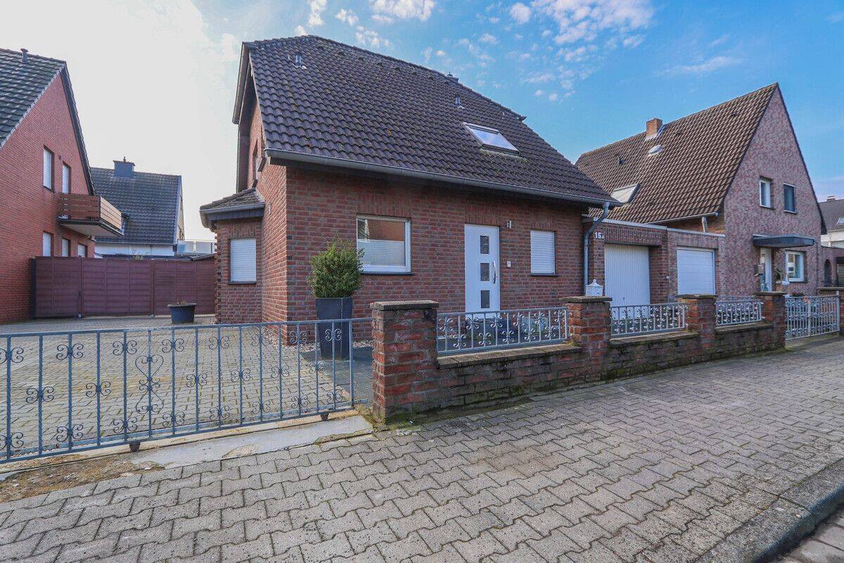 Gepflegtes Einfamilienhaus in ruhiger Lage von Kaarst-Holzbüttgen, 41564 Kaarst