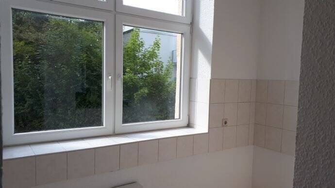 Kleine gemütliche renovierte 2-Raum-Wohnung in zentraler Lage zu vermieten!, 9123 Chemnitz