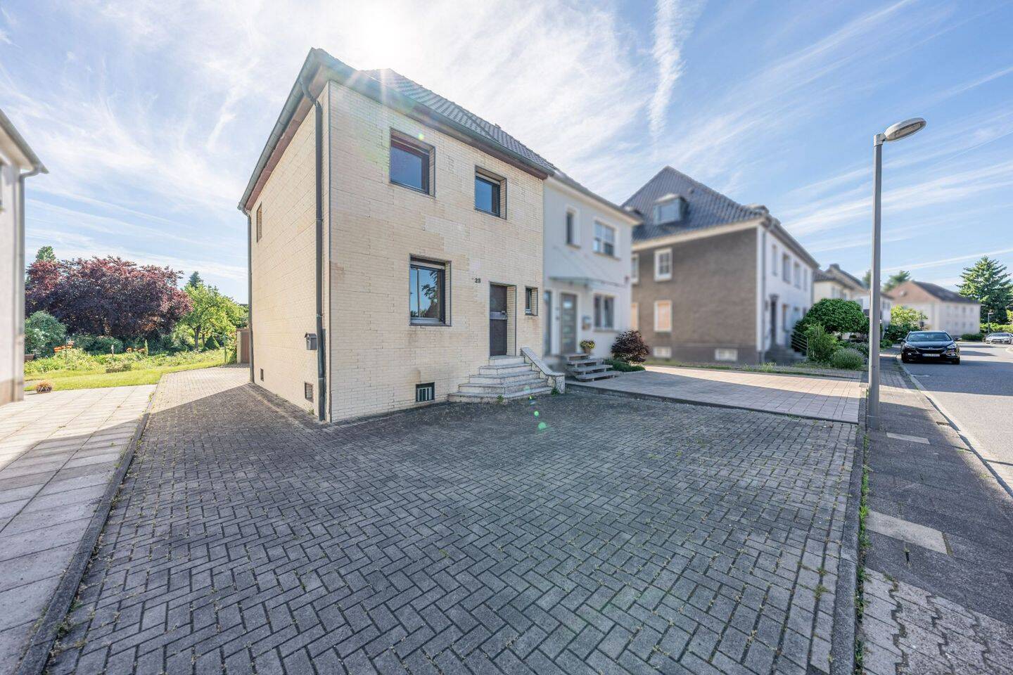 Traumhaus mit Potenzial: Charmante Doppelhaushälfte mit Garten für Selbstverwirklicher!, 45772 Marl