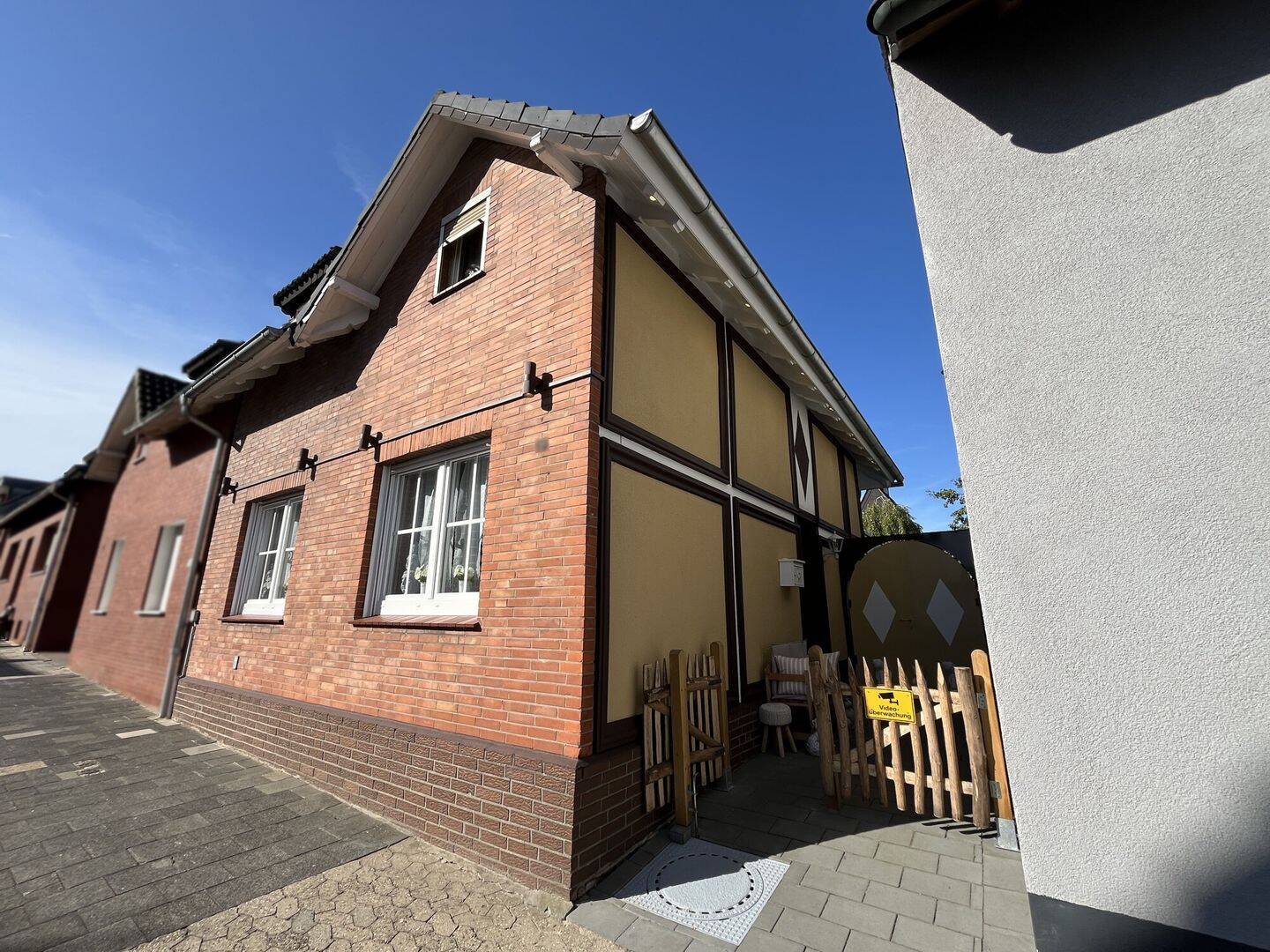 Charmante Doppelhaushälfte in gewachsener Wohnlage von Rheine-Thieberg, 48431 Rheine