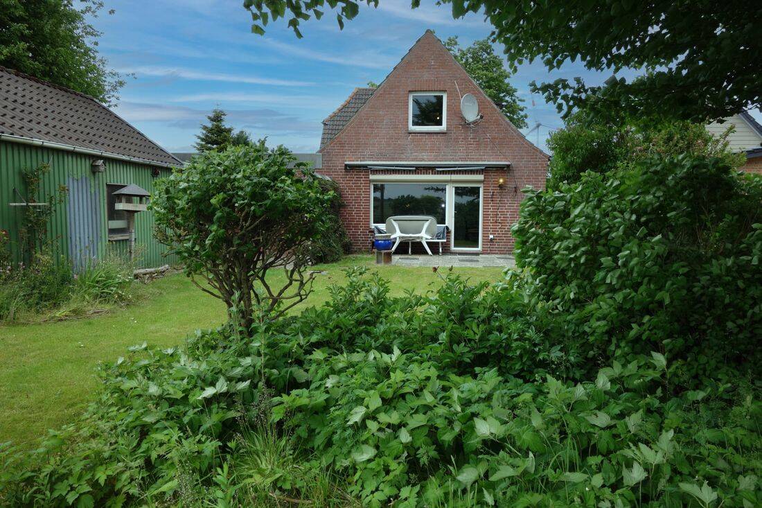 Dauerwohnsitz oder Ferienobjekt an der Nordseeküste. Großz. EFH mit ELW, Garage u. Werkstatt, 25718 Friedrichskoog