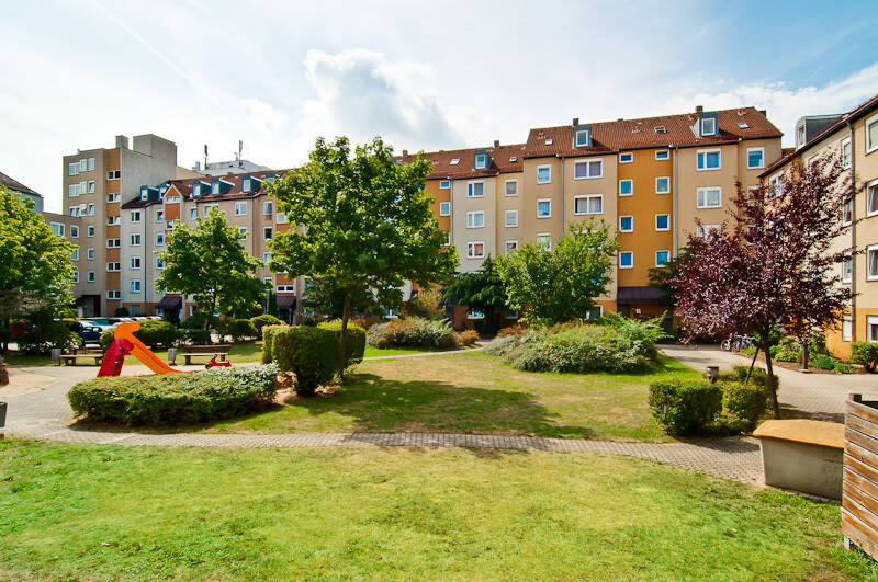Neu renovierte 2-Zi.-Wohnung mit Balkon sucht nette Mieter, 90443 Nürnberg
