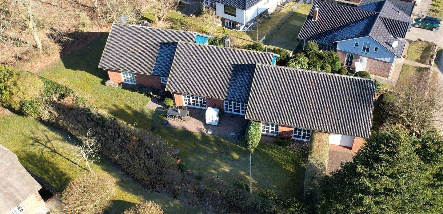 Versetzte Bauweise mit Charakter – Ebenerdiges Einfamilienhaus in Wyk auf Föhr, 25938 Wyk auf Föhr