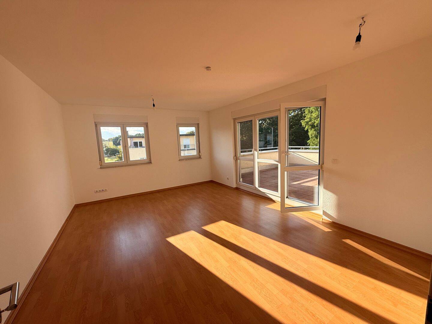 3-Zimmer-Wohnung mit 2 Dachterrassen in Cottbus – Spreelage, 3042 Cottbus (Branitz Merzdorf Mitte Sandow)