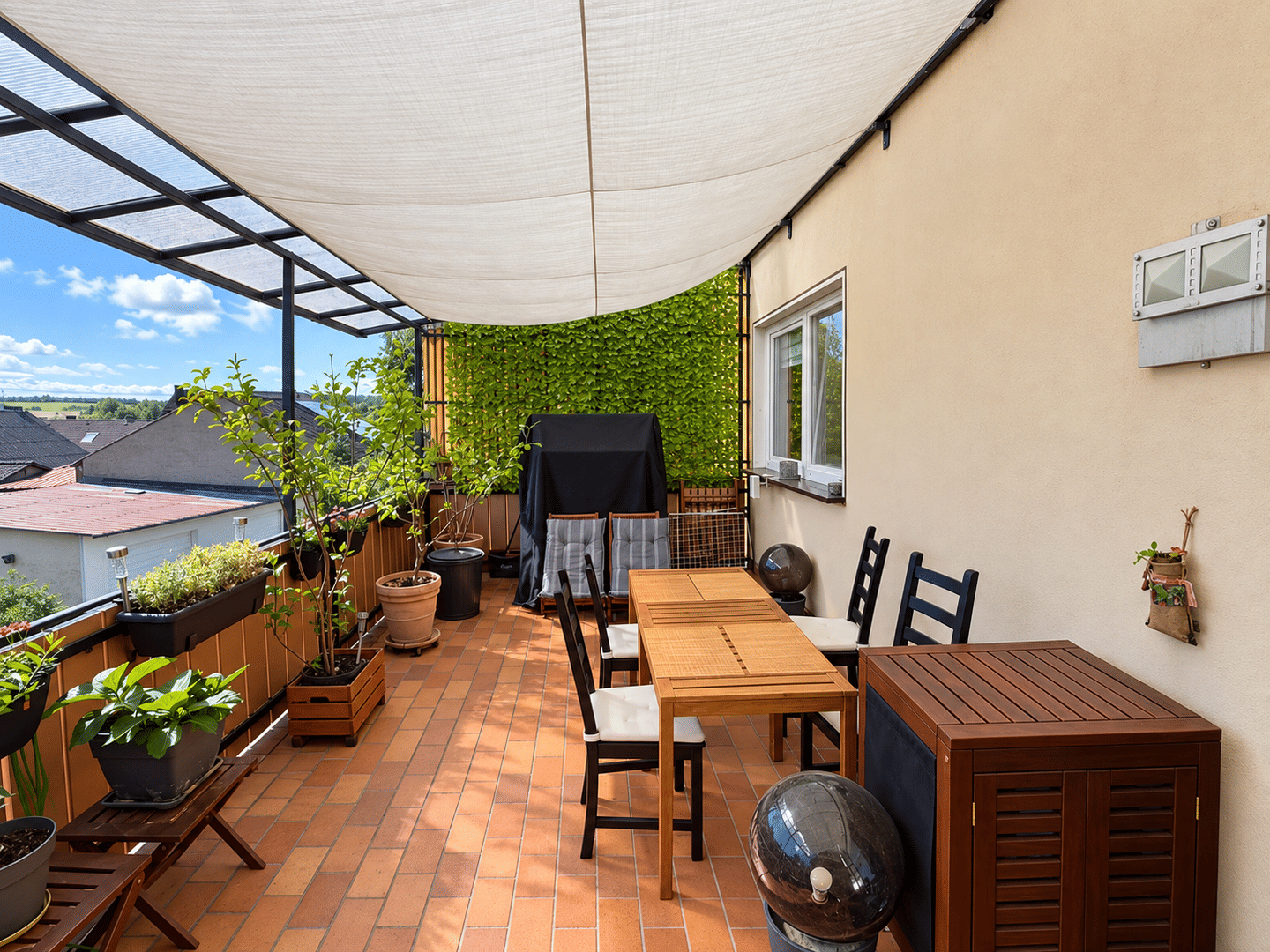 Ab 01.12.2026 / Gepflegte 3-Zimmer- Erdgeschosswohnung mit Balkon im Zweifamilienhaus, 54558 Gillenfeld