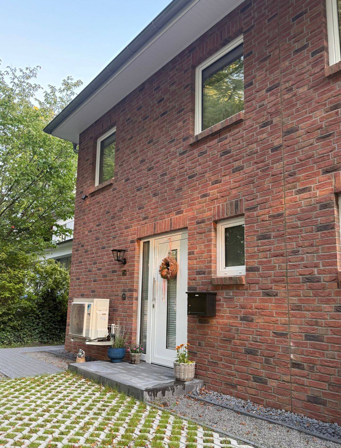 Viel Platz für Ihre Familie in diesem Haus in Hamburg Volksdorf, 22359 Hamburg (Wandsbek Bergstedt Rahlstedt Volksdorf)