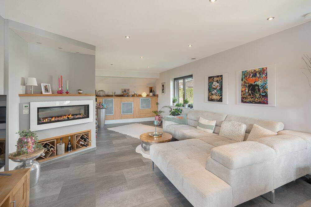 Ein Zuhause, das begeistert – ca. 260 m², Wintergarten & traumhafte Aussicht, 65520 Bad Camberg