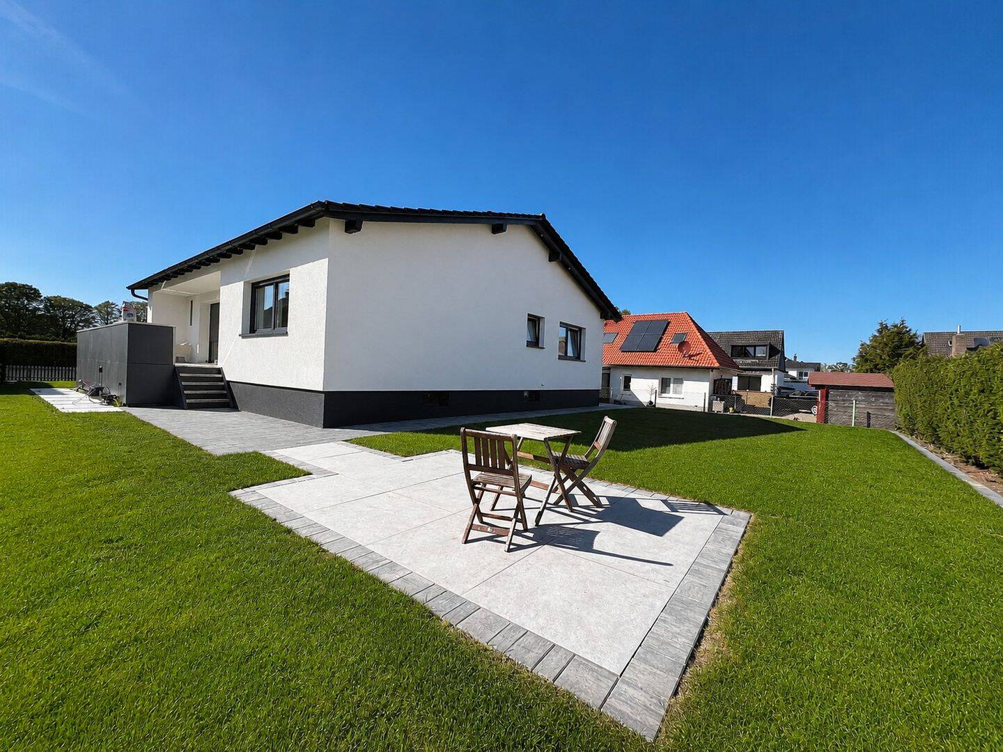 Hochwertig sanierter Satteldach-Bungalow mit viel Raum für Wohnen, Arbeiten und Hobby, 30989 Gehrden