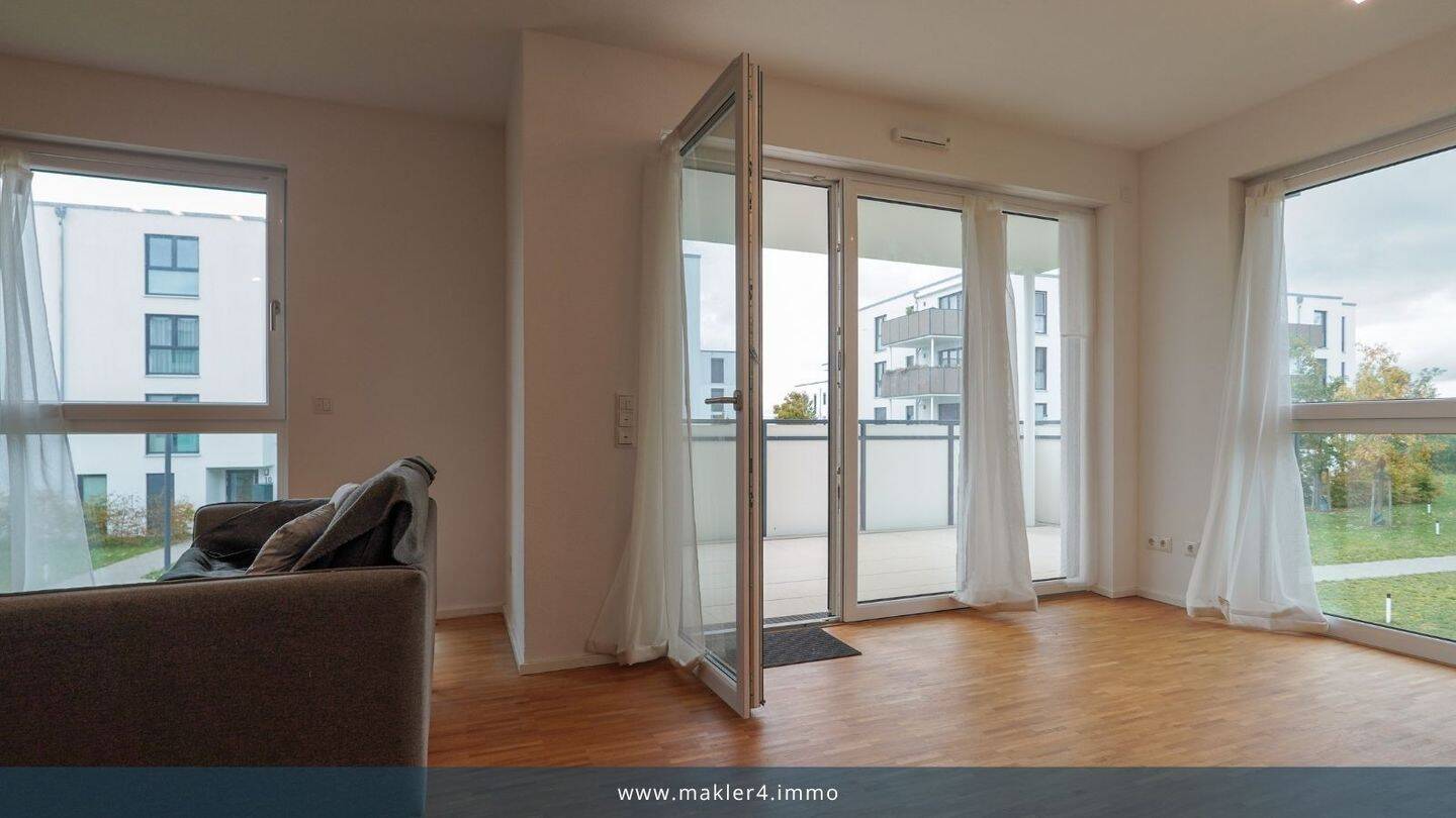 Bellevue: 3-Zimmer-Wohnung mit Balkon und Tiefgarage, 97424 Schweinfurt
