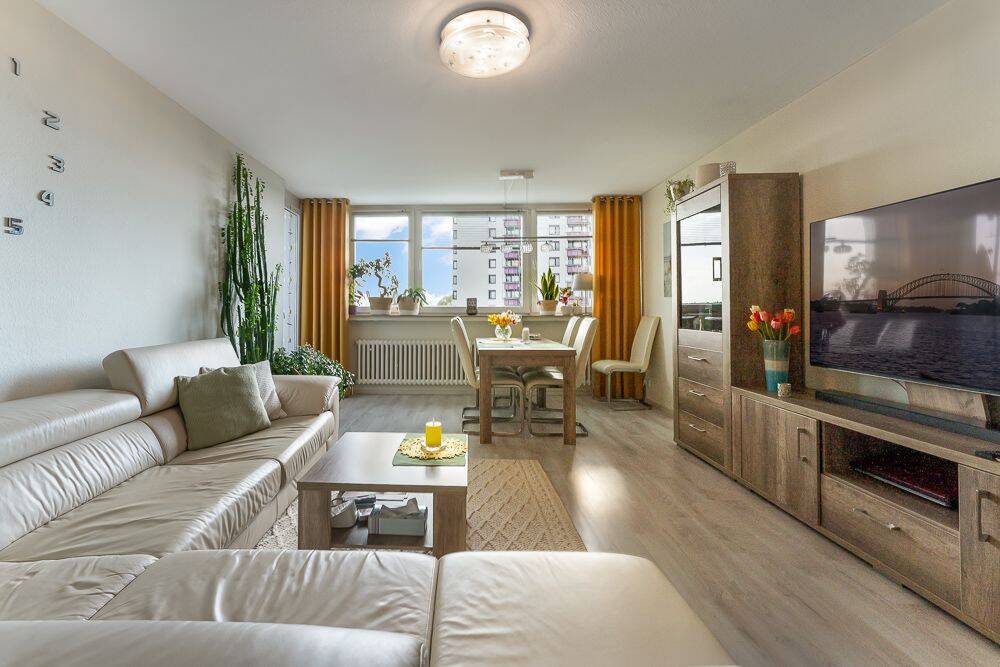 Barrierearme 3-Zimmer-Wohnung mit Garagen Stellplatz, Refrath-Zentrum, 51427 Bergisch Gladbach