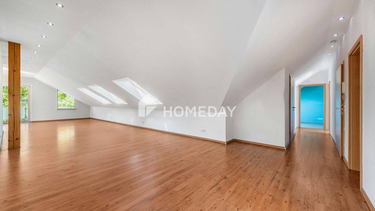 Großzügige Dachgeschosswohnung mit Balkon & 2 Stellplätze – auf Erbpachtbasis, 44791 Bochum (Altenbochum Grumme Hamme Harpen Innenstadt)