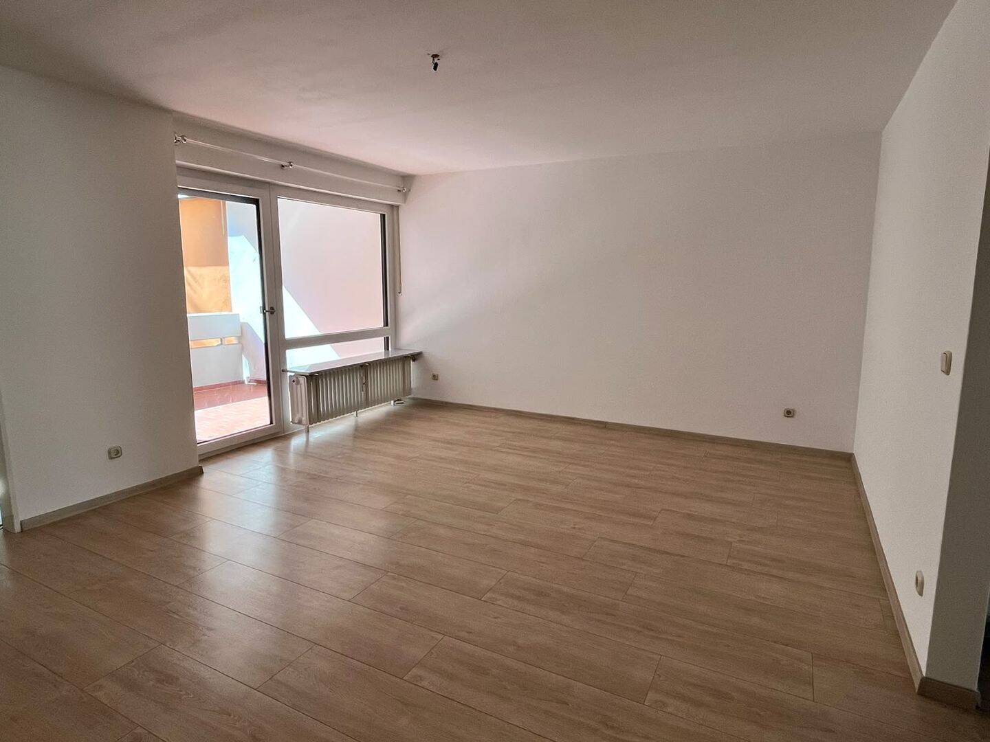 Ruhige 3,5-Zimmer-Wohnung mit Süd-Balkon und Stellplatz in Passau-Grubweg, 94034 Passau (Altstadt Grubweg Hacklberg Hals)