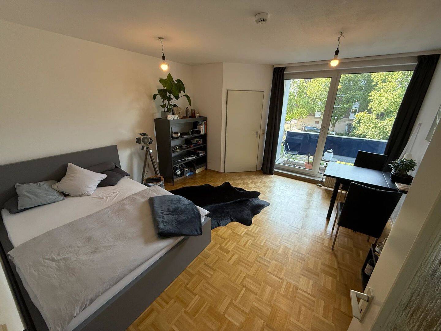 Schönes Apartment mit Balkon zu vermieten, 50935 Köln (Lindenthal Junkersdorf Sülz)