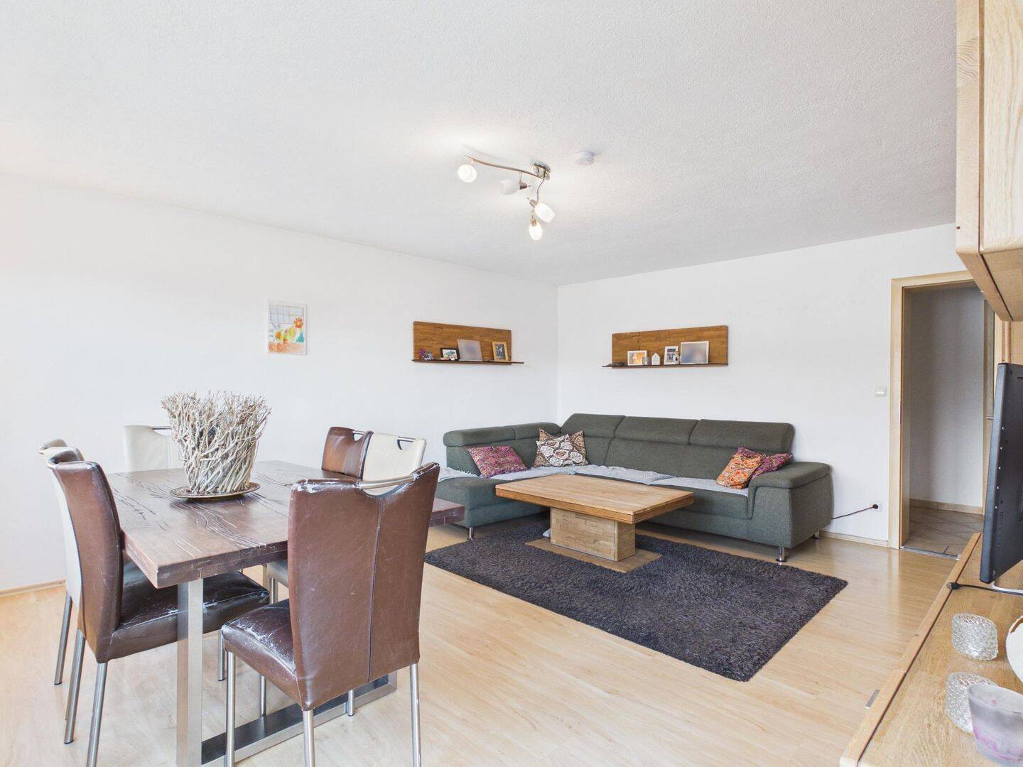 Gepflegte 4-Zimmer-Wohnung mit Balkon, eigenem Garten, 84427 Sankt Wolfgang