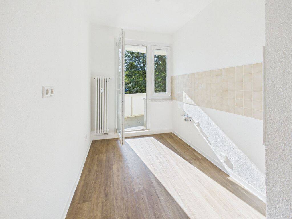2-Raum-Wohnung mit Balkon auf dem Sonnenberg, 9130 Chemnitz (Hilbersdorf Sonnenberg Yorckgebiet Zentrum)