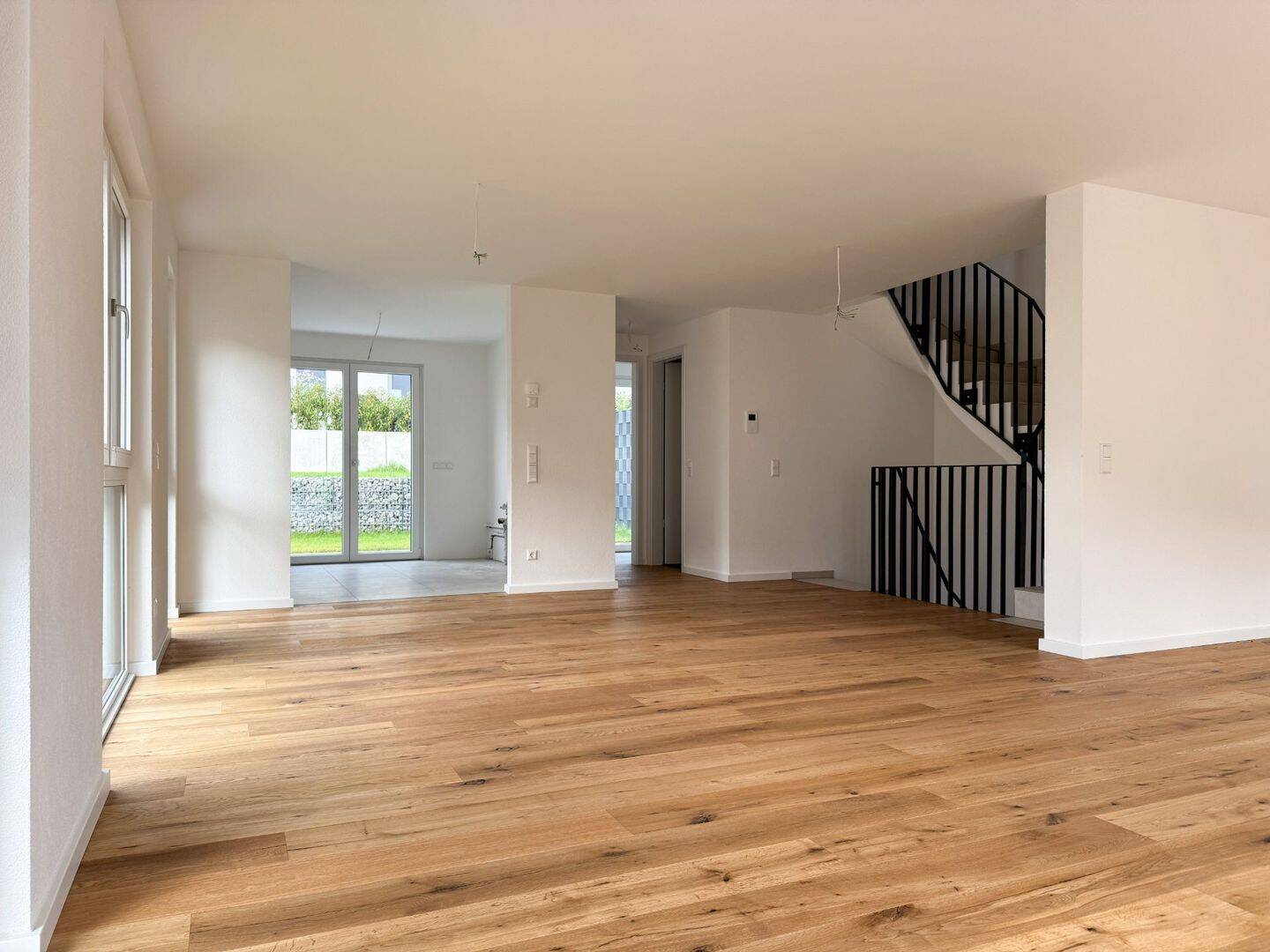Zukunftssicher wohnen – Modernes Reihenhaus mit Komfort, Ruhe und Qualität, 75323 Bad Wildbad