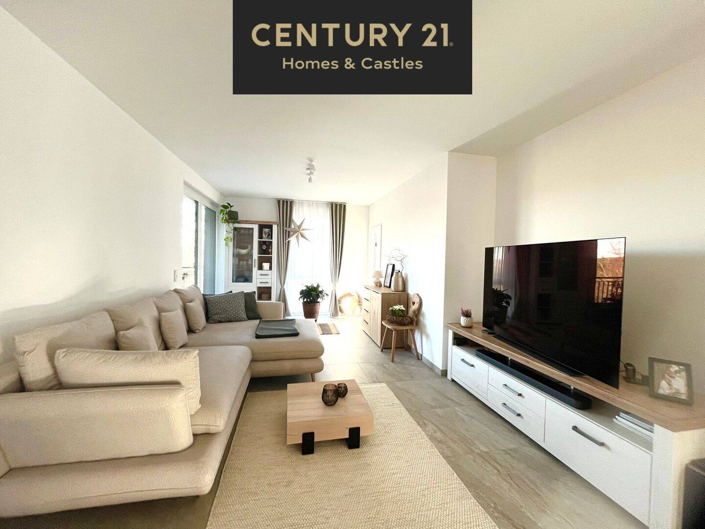Design trifft Effizienz: Modernes Premium-Apartment in Köllerbach, 66346 Püttlingen
