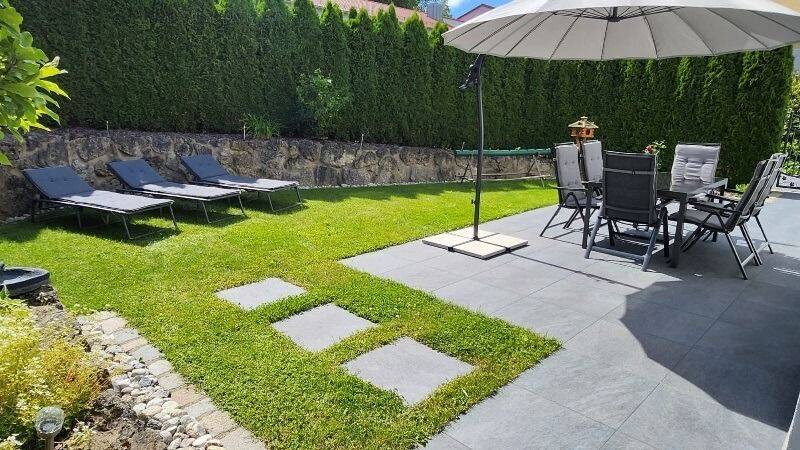 Einfamilienhaus mit großen Garagen/Hallen – ideal für Handwerker!!!, 91286 Obertrubach