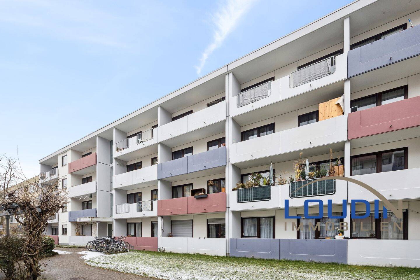 Leerstehende 2-Zimmer-Wohnung mit Balkon im Stühlinger., 79106 Freiburg im Breisgau