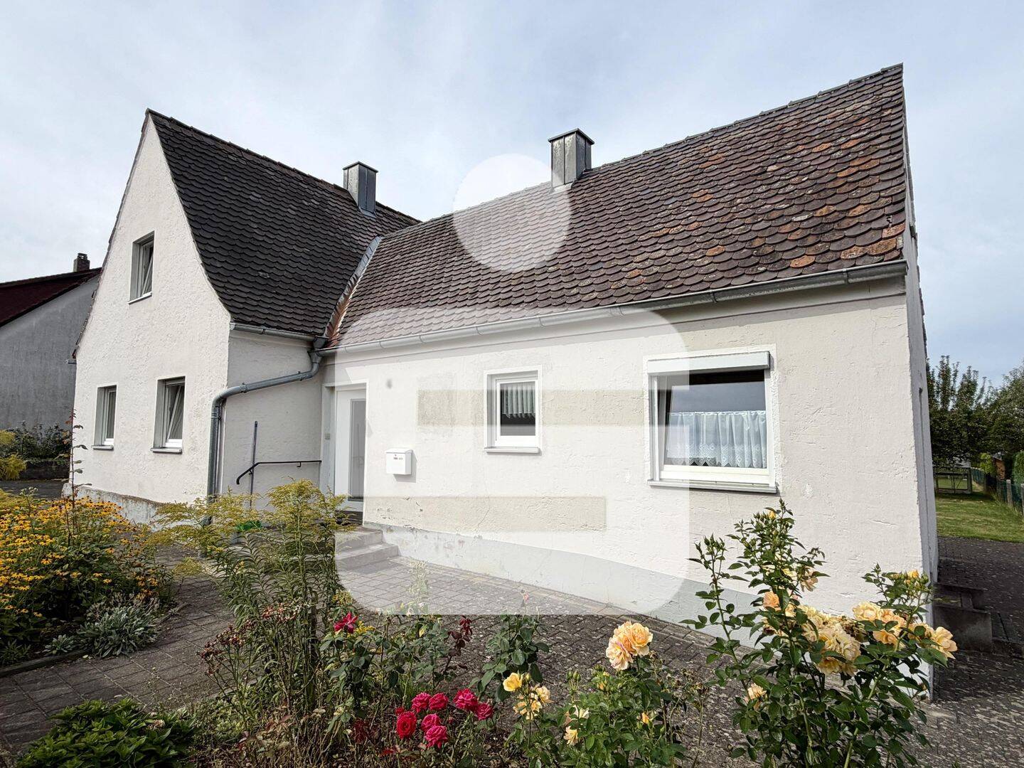 Wohnen mit Potenzial in gewachsener Wohngegend! Einfamilienhaus in Sulzbach-Rosenberg, 92237 Sulzbach-Rosenberg